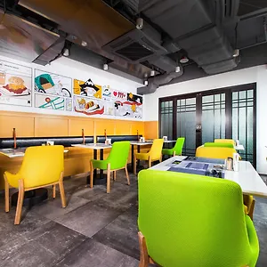 Hotel Express Centre By Ihg, Macao