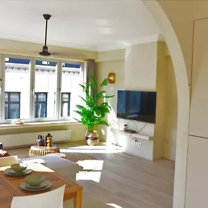 https://downtown-2-bdr-apartment-3.brusselshotelsbook.com