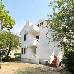 https://apartments-teljega.primorje-gorskikotar.com