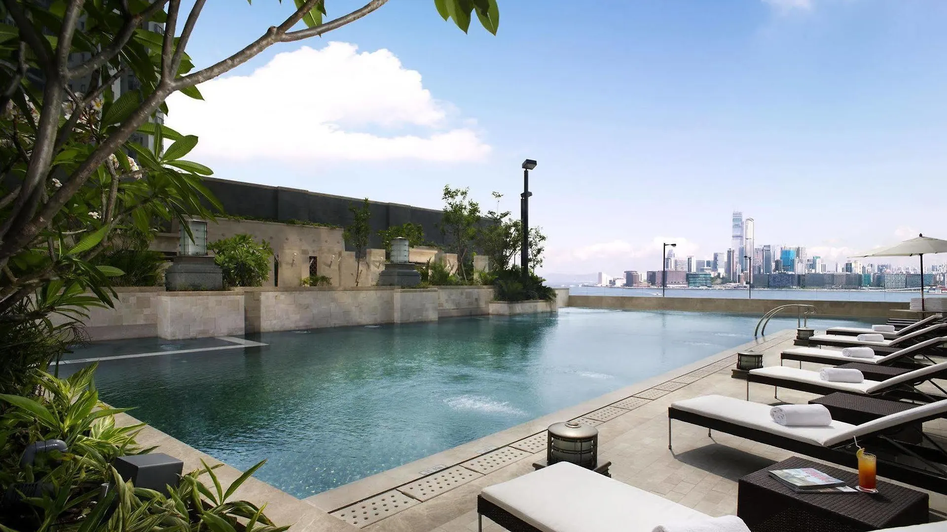 Harbour Grand Hong Kong Hotel