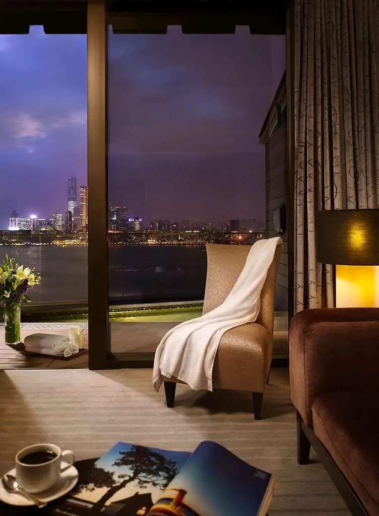 Harbour Grand Hong Kong Hotel