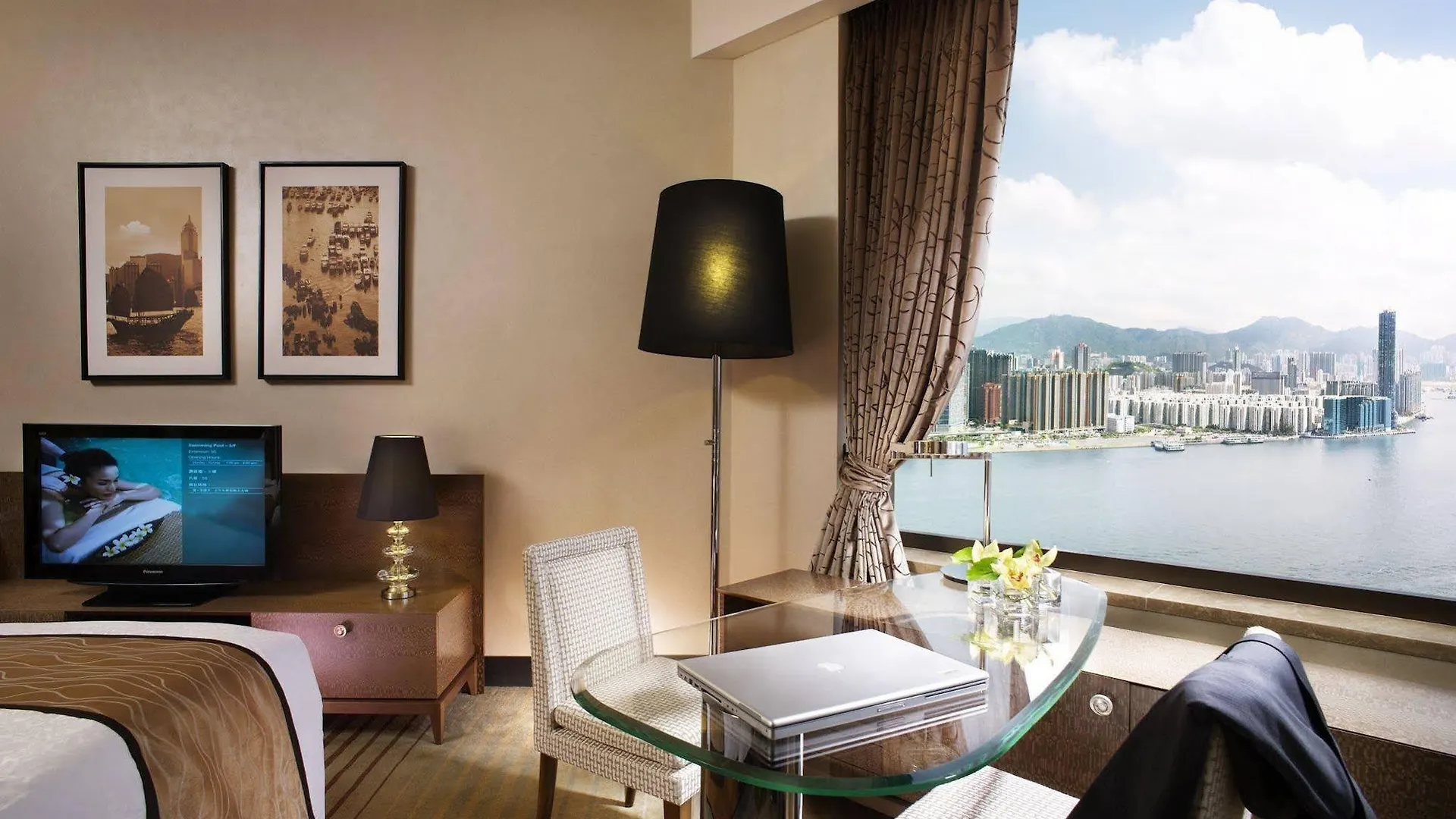 Harbour Grand Hong Kong Hotel