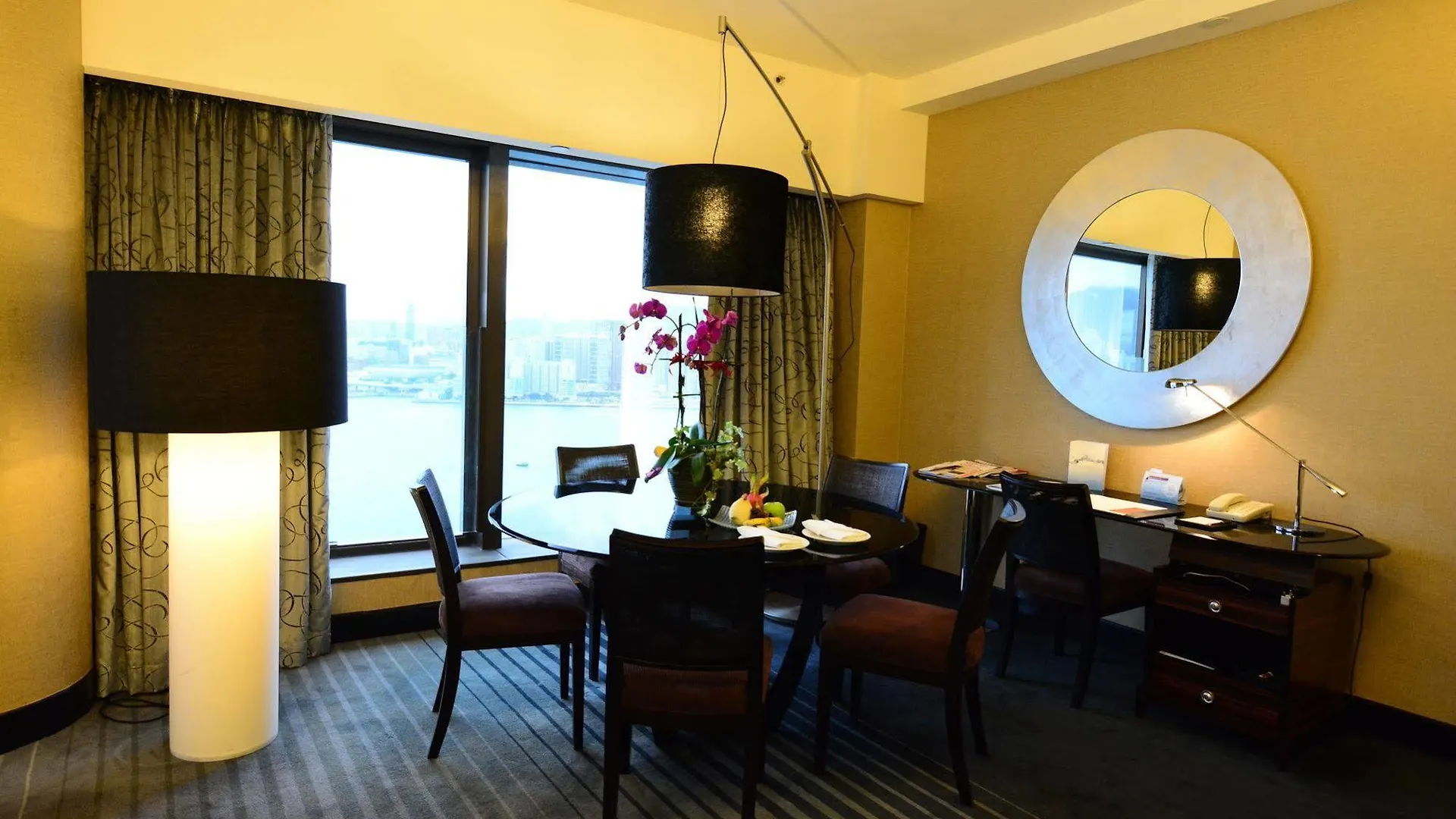 Harbour Grand Hong Kong Hotel 5*,